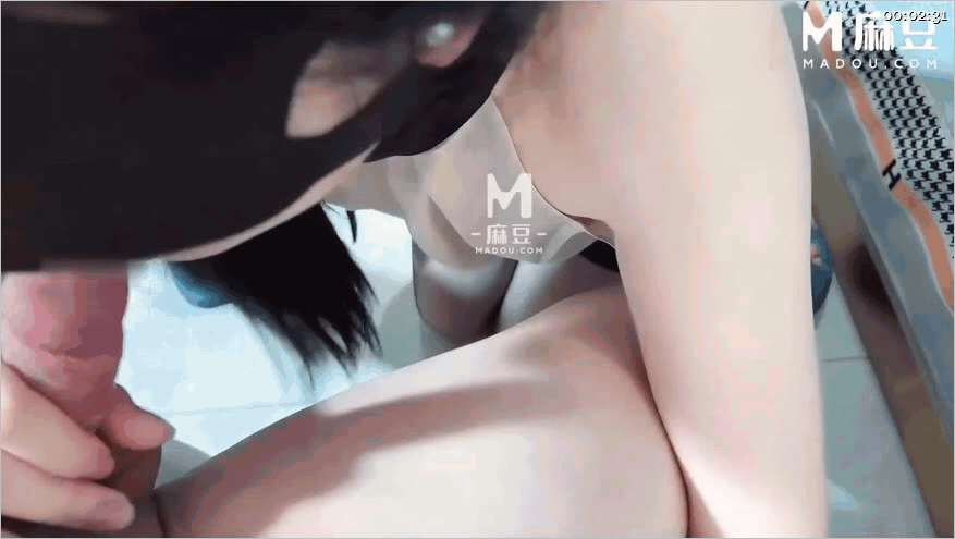 【麻豆原创】【浪味小仙女】我跟你老婆比谁的逼紧-想转正就看你懂不懂事了，成年人的世界哪有容易二字 预览图 1