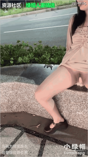 ✨微胖女友共享、爱穿JK3P粉丝活动一场接一场「乖乖妻」淫荡又刺激的一天户外露出，野外车震，酒店做爱被单男们玩弄了一天4V[1.23G/34:39/WF]愃